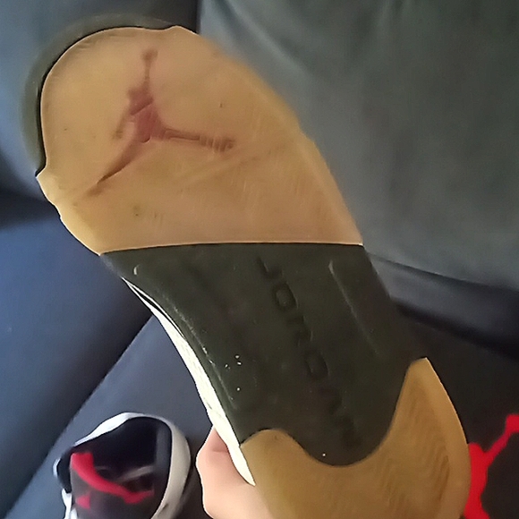 Jordan 5 - Picture 2 of 4